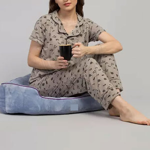 Stylish Women Night <b>Suits</b> Soft Fabric <b>Pajama</b> Set With Round Neck Top And Elastic Waist Pants For Sleeping Comfort - Product Image 4