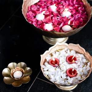 Juego de Cuencos Martillados Taj Urli, Artículo Decorativo para Puja, Decoración del Hogar, Metal de Latón Duradero, Uso Interior en Diwali, Cuenco para Flores Flotantes en Agua - Product Image 2