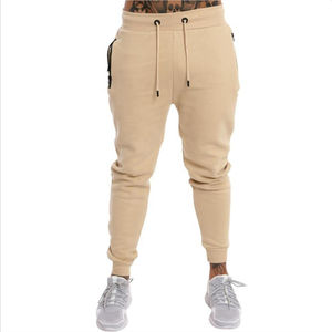 Ensemble de survêtement pour homme beige et noir avec veste à capuche zippée et pantalon de jogging à revers, tenue décontractée en polaire pour sports d'hiver - Product Image 4
