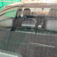 Composé de polissage pour verre en émulsion 500 ml pour un nettoyage et un polissage efficaces des surfaces de vitres et pare-brise de voiture