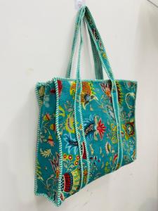 กระเป๋าโท้ทผ้าฝ้ายสีน้ำเงินขนาดใหญ่ลายดอกไม้พิมพ์ลายทำมือสำหรับผู้หญิง เหมาะสำหรับใช้ในตลาด ชายหาด และการเดินทาง - Product Image 2