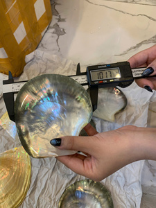 Vietnam Handmade Mother of Pearl Plate Natural Shell Material for Jewelry Display Serving Decor Polished Use - Product Image 2