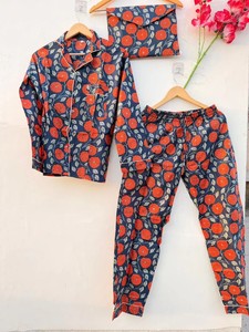 Indian Cotton Pajama Set: Floral Print Women's <b>PJs</b> - Product Image 5