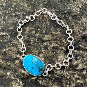 Bracelet ajustable en argent sterling 925, turquoise, fait main, luxueux, minimaliste, avec pierres précieuses, cadeau pour elle, anniversaire - Product Image 4
