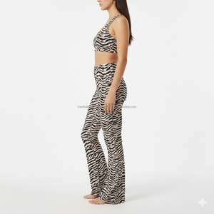 Ensemble de yoga sublimé imprimé zèbre marque privée, 2 pièces : soutien-gorge de sport et leggings froncés taille haute pour femme, grandes tailles, pour la gym et l'entraînement - Product Image 2