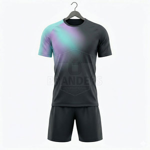 Tenue de football professionnelle, tissu durable, toucher doux, idéale pour les entraînements et les matchs de haute intensité, confort optimal. - Product Image 2