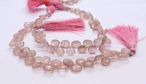 Perles de Quartz Fraise Rose Naturel Facettées en Forme de Cœur, Briolette, Fil de 8 Pouces, 8-9MM, Vente en Gros - Product Image 2