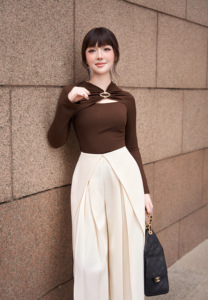 Women's Skinny Woven Long Sleeve Cut-Out Knit <b>Top</b> VIVI KA Casual Spandex/Polyester Conventional Sleeve V-<b>Neck</b> - Product Image 3