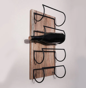 Support mural pour bouteilles de vin en métal, design avec base en bois, support en métal pour l'affichage et le rangement des bouteilles de vin, pour utilisation au bar - Product Image 1