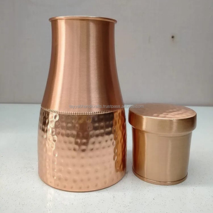 Última botella de cobre, contenedor de agua a prueba de fugas hecho a mano indio, botella de cobre en diseño, botella martillada y lisa - Product Image 1