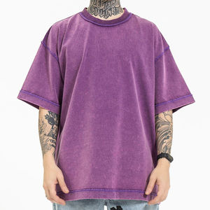เสื้อยืดคอกลมแขนสั้นสีดำสำหรับผู้ชาย ทรงปกติ ผ้าเจอร์ซีย์ถัก แห้งเร็ว สไตล์ลำลอง สีพื้น ดีไซน์เรียบง่าย - Product Image 4