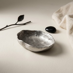 Tazón de Metal Orgánico Forjado a Mano, Tazón Grande Decorativo de Aluminio de Forma Libre para Ensaladas, para Decoración Moderna del Hogar al Mejor Precio - Product Image 5