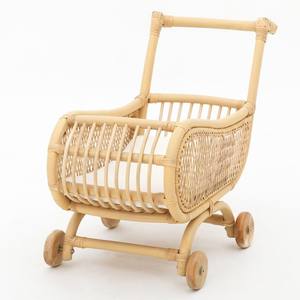 Accesorios para muñecas a precios competitivos, cochecito de mimbre natural para muñecas, carrito de juguete, almacenamiento de juguetes - Product Image 1