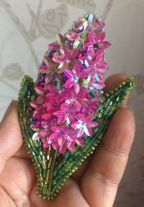 เข็มกลัดปักลายดอกไม้ประณีต งานฝีมือทำมือสุดหรูหรา ดีไซน์เฉพาะตัวจากช่างฝีมือ งานปักลายดอกไม้สุดหรู MD HANDICRAFTS สำหรับทุกเพศ เหมาะสำหรับงานแต่งงาน - Product Image 4