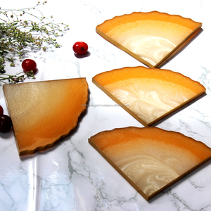 จานรองแก้วเรซินทาราและหมุนได้ทำด้วยมือผลิตตามสั่ง - Product Image 3