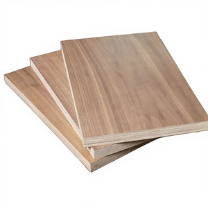 Contreplaqué en bois de caoutchouc avec placage en noyer - Contreplaqué à placage rotatif en eucalyptus, surface plane, double face décorative - Product Image 1