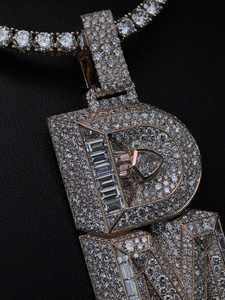Colgante de letra Dmk de moissanita en oro de 18K, estilo hip hop, joyería para hombre, engaste de canal, corte baguette, dije temático, unisex hip hop - Product Image 2