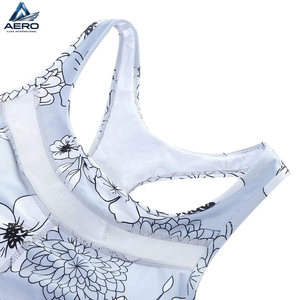 2026 Activewear Light Gray and White Contrast Color Good Supplier OEM ODM Service Breathable Wholesale Rate Fitness <b>Bra</b> - Product Image 4