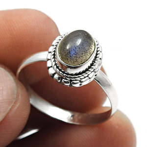 Natural <b>Labradorite</b> Gemstone <b>Ring</b> Made of 925 Sterling Silver Genuine Oval Cut Gemstone Classic Fine Jewelry In Bohemian Style - Product Image 3