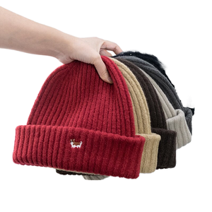 Gorro de Punto Elástico Unisex de Moda, Gorro de Invierno Elegante, Cálido y Cómodo para Uso Casual, Personalizable con Logotipo OEM, MOQ Bajo - Product Image 6