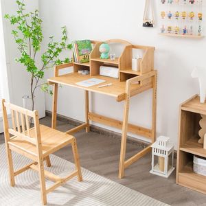 Juego de silla y escritorio de madera simple para niños, para tareas escolares, práctica y espacio de aprendizaje creativo. - Product Image 1