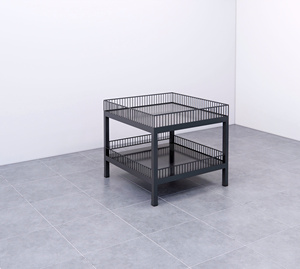 Étagère promotionnelle carrée à 2 niveaux en acier thermolaqué avec roulettes pivotantes verrouillables pour supermarché - Product Image 4