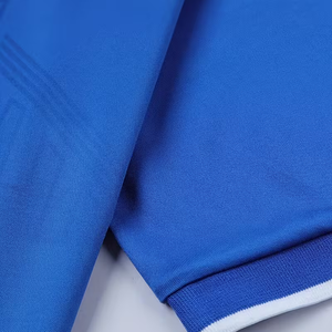Tenues de football en gros pour garçons et filles, vêtements de sport d'été, design et logo personnalisés 2026 Unifoam - Product Image 4