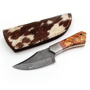 Cuchillo de Caza de Acero de Damasco de Lujo y Alta Calidad, Hoja Fija, Mango de Madera de Olivo, Construcción Full Tang, Tamaño Mini, OEM Disponible 3 - Product Image 6