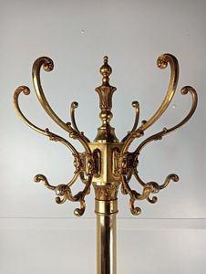 Luxury <b>Gold</b> Metal Coat Rack Freestanding Hat Hanger Tree Vintage <b>Clothes</b> Stand Garment Organizer for Entryway Hotel - Product Image 2