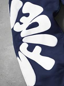 Ropa Urbana para Hombre – Sudadera con Capucha y Estampado de Letras en Relieve y Pantalones Deportivos con Cordón en la Cintura, Conjunto Deportivo Informal, Atuendo Atlético para Hombre - Product Image 3