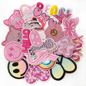 Badges brodés personnalisés en gros pour usine – Écussons thermocollants avec logo pour vêtements, sacs, casquettes et chapeaux - Product Image 5