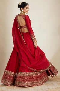 <b>Red</b> Embroidered <b>Lehenga</b> Choli Set with Dupatta Women Ethnic <b>Wedding</b> Party Outfit - Product Image 3