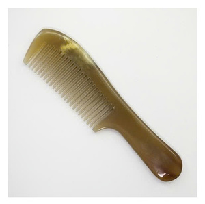 Peine de Cuerno de Búfalo Hecho a Mano de Primera Calidad para el Cuidado del Cabello, Belleza y Bienestar - Product Image 2