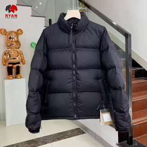 เสื้อแจ็คเก็ตพัฟเฟอร์คุณภาพสูงแบบกำหนดเองสำหรับผู้ชาย ผู้ใหญ่ และเด็ก พร้อมโลโก้แบบกำหนดเอง ดีไซน์ ODM - Product Image 2