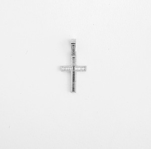 Chaînes pendentifs croix en argent sterling plaqué rhodium avec diamant Moissanite cultivé en laboratoire – Cadeau héritage sacré - Product Image 1