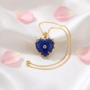 Collier pendentif en forme de cœur en jade bleu avec zircon cubique, plaqué or 18 carats, laiton, bijoux personnalisés les plus vendus - Product Image 3