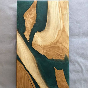 Tabla de Cortar de Resina Angelic - Patrón Geométrico Colorido con Base Antideslizante para Tareas Diarias de Cocina - Product Image 1