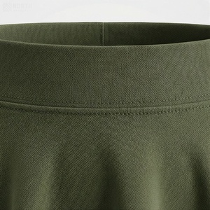 Jupe courte à taille haute pour femmes, coupe évasée, couleur unie, plissée, confortable, tissu en spandex et polyester, à porter en toutes saisons - Product Image 4