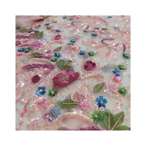 Tissu en dentelle brodée florale 3D de luxe, lourdement perlé, fait main, en tulle, pour robe de mariée haut de gamme - Product Image 2