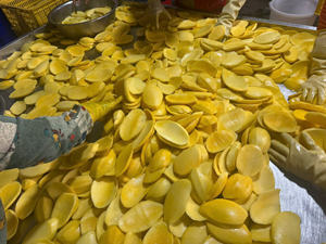 Tranches de mangue séchées, douces et juteuses, collation sucrée et saine, texture délicieuse, fruits secs au goût sucré et acidulé naturel des mangues fraîches - Product Image 4