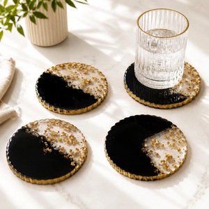 High Quality Eco-Friendly Modern Resin Oval Mats Pads <b>Green</b> Gold Leaf Design 400mm Diameter 5mm Thick Stocked Home Wedding Cafe - Product Image 1
