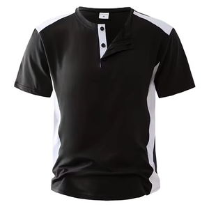 เสื้อกอล์ฟผู้ชายผ้าฝ้าย 100% พิมพ์ลายโลโก้ด้านหน้าด้วยเทคนิคไหมพรม คอกลม แขนสั้น คุณภาพสูง รับผลิตตามแบบ OEM - Product Image 3