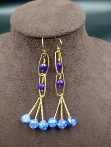 Boucles d'oreilles pendantes en laiton plaqué or Amaira Jewels, perles turquoise, imitation perle, style vintage classique pour femmes, alliage tendance - Product Image 1