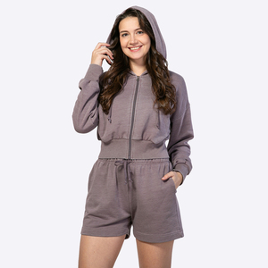 Ensemble de survêtement vintage délavé 2 pièces pour femme, avec sweat à capuche court zippé et short à cordon de serrage, par le fabricant - Product Image 1