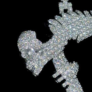 จี้เงินแท้ 925 ชุบทอง ประดับเพชรโมอิสซาไนต์ รูปทรงหัวกะโหลก ดีไซน์สั่งทำพิเศษสำหรับงานปาร์ตี้ สไตล์ฮิปฮอป - Product Image 5