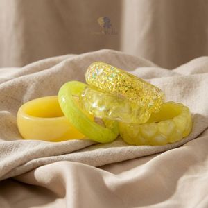 Jarrón de Resina Amarillo con Diseño de Limones, Forma Redonda, Hecho a Mano, Decoración para el Hogar, Tema de Frutas - Product Image 3