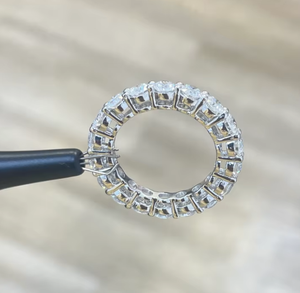 Anillo de Eternidad Clásico con Diamantes Cultivados en Laboratorio de 2.20TCW, Oro Blanco de 14k, Certificado IGI, Joyería Fina, Delicado Anillo de Boda con Micropavé - Product Image 5