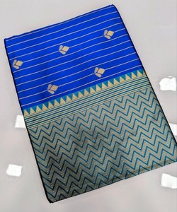 Sari de Seda Azul con Borde Azul, Prenda Tradicional para Mujer, Largo hasta el Suelo, Sin Arrugas, Estilo Regular de India y Pakistán 85169 TWT 1095 - Product Image 5