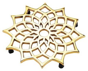 Classic Style Shiny Golden Aluminum Irregular Shape Eco-Friendly <b>Trivet</b> 450mm Diameter 5mm Thick Kayna Export <b>Kitchen</b> Use <b>Trivet</b> - Product Image 1