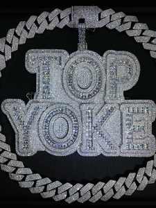 จี้เพชรทรงบาแกตต์ VVS มอยส์ซาไนต์ แบบสั่งทำพิเศษ สำหรับผู้ชาย สไตล์ฮิปฮอป ตัวอักษรประดับเงินแท้ 925 จี้แฟชั่นสำหรับแร็ปเปอร์ สำหรับสร้อยคอ - Product Image 3